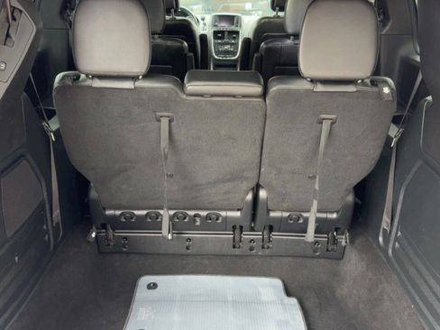 Used 2019 Dodge Grand Caravan GT image 13