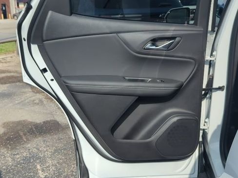 New 2026 Chevrolet Blazer LT image 8