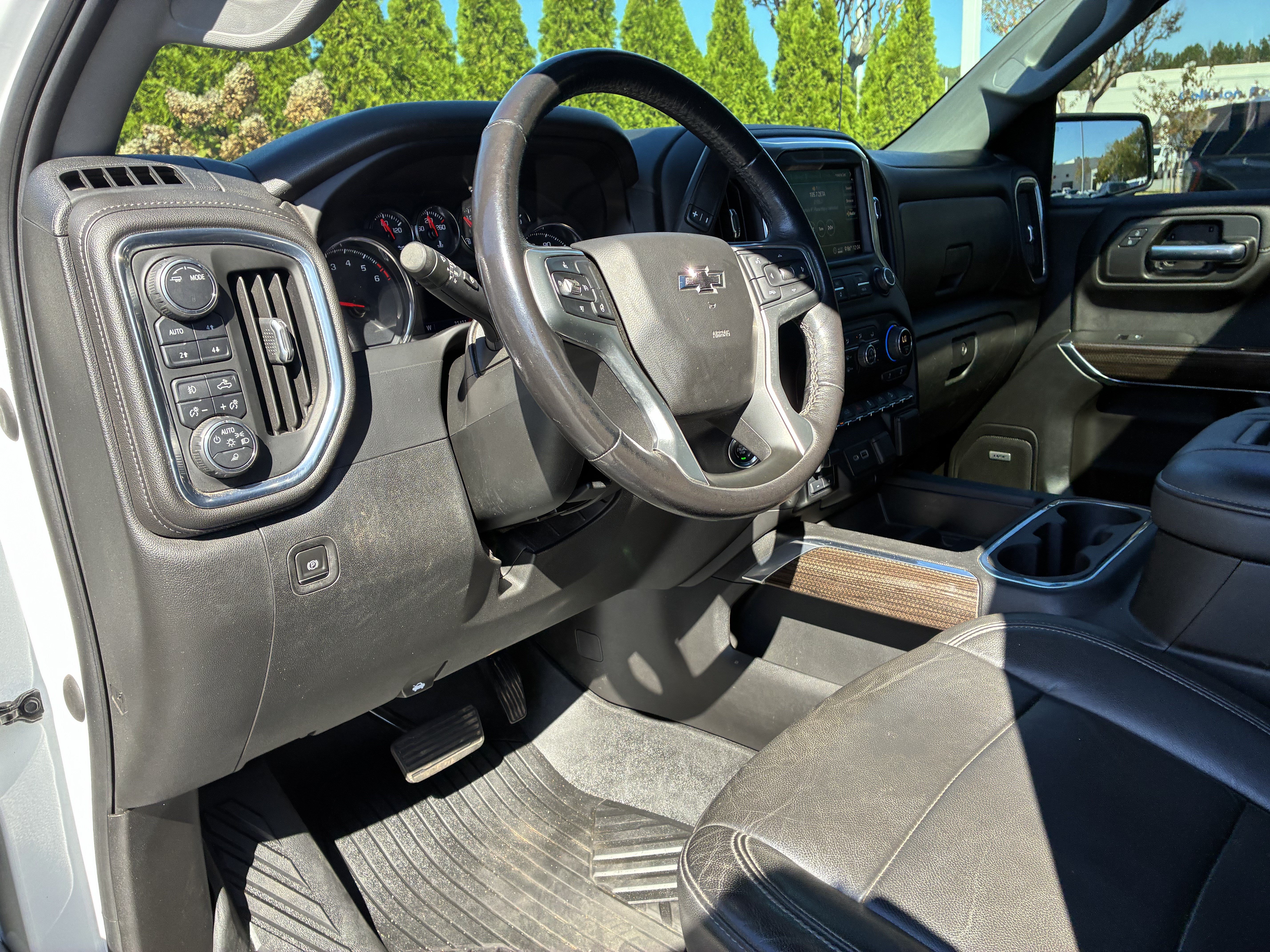 Used 2020 Chevrolet Silverado 1500 LT Trail Boss AWD/4WD image 23