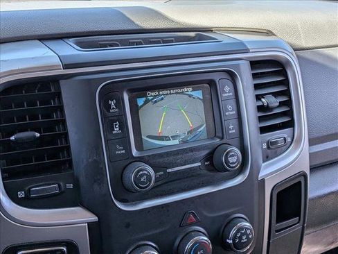 Used 2019 RAM 1500 Classic SLT AWD/4WD image 19