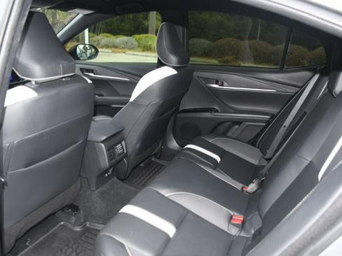 Certified 2025 Toyota Camry SE image 14