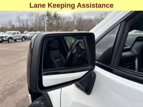 Used 2023 GMC Sierra 1500 AT4 w/ Technology Package image 8