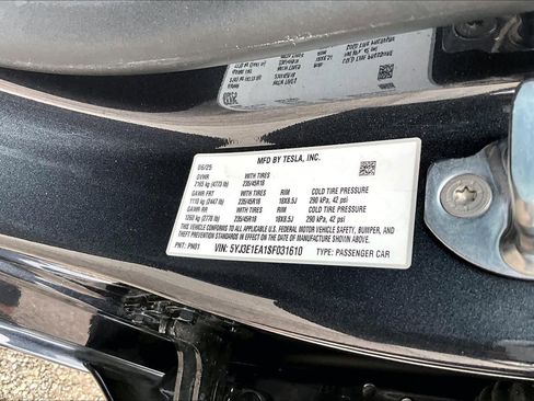 Used 2025 Tesla Model 3 Long Range RWD image 32