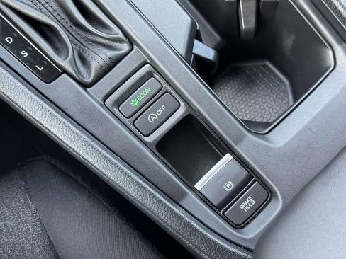 Certified 2025 Honda Accord LX image 28