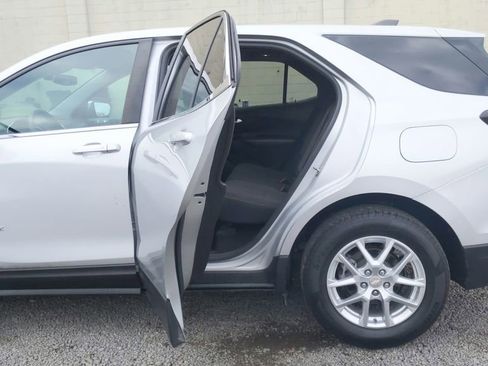 Used 2022 Chevrolet Equinox LT image 30