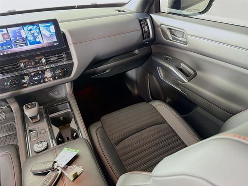 Used 2026 Nissan Pathfinder Rock Creek AWD/4WD image 27