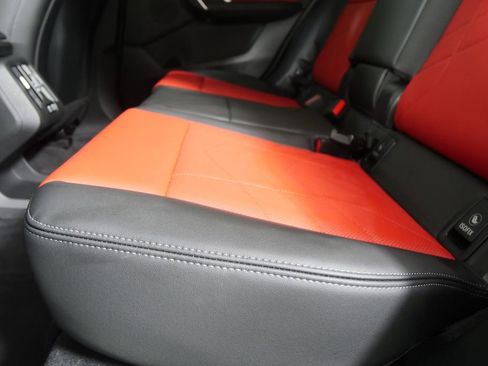 Certified 2025 BMW X2 xDrive28i image 14