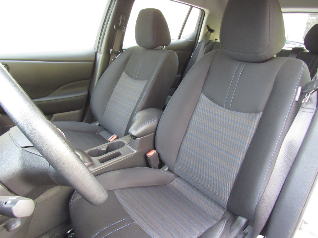 Used 2025 Nissan Leaf S FWD image 11