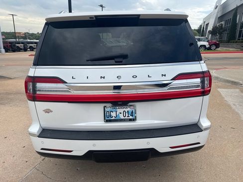 Used 2021 Lincoln Navigator Black Label w/ Cargo Convenience Package AWD/4WD image 6