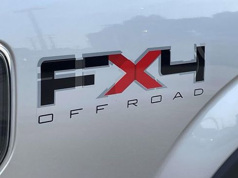 Used 2011 Ford F150 FX4 w/ FX Luxury Pkg AWD/4WD image 8