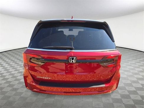 New 2026 Honda Odyssey EX-L image 5