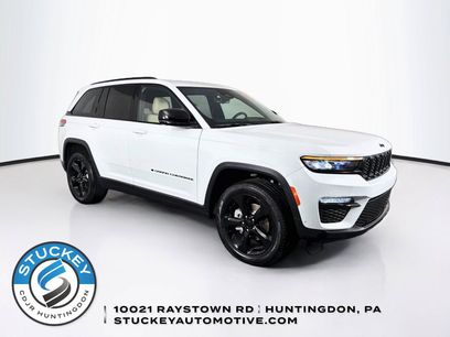Used 2023 Jeep Grand Cherokee Limited w/ Luxury Tech Group II