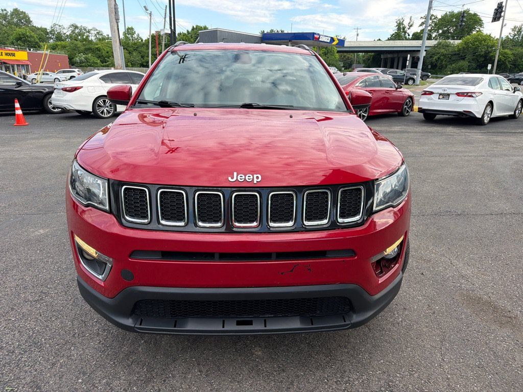 Used 2021 Jeep Compass Latitude w/ Convenience Group AWD/4WD image 6