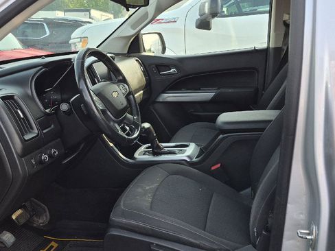 Used 2016 Chevrolet Colorado LT w/ LT Convenience Package AWD/4WD image 6