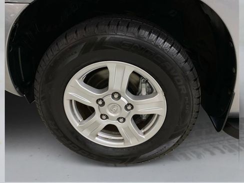 Used 2013 Toyota Sequoia SR5 AWD/4WD image 19