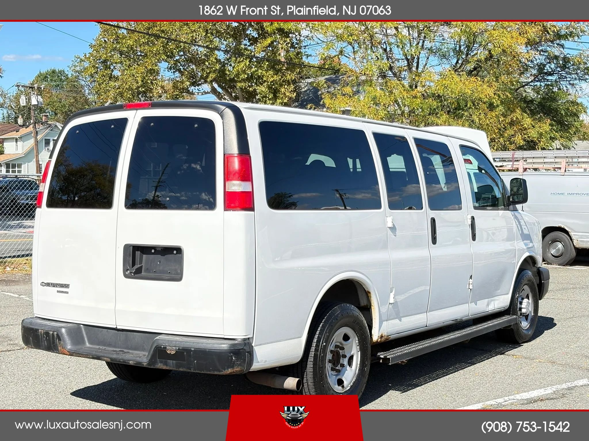 Used 2016 Chevrolet Express 2500 LS RWD image 7