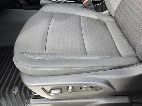 Used 2024 Chevrolet Silverado 1500 LT AWD/4WD image 24