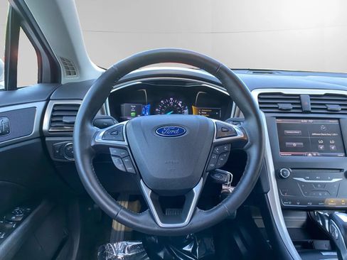 Used 2013 Ford Fusion Energi SE FWD image 36