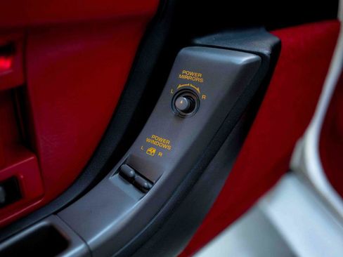 Used 1990 Chevrolet Corvette Convertible image 39