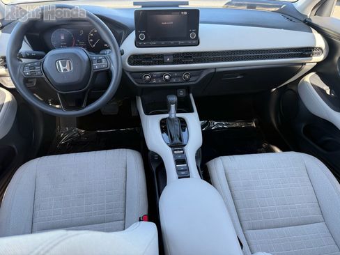 Certified 2025 Honda HR-V LX image 29