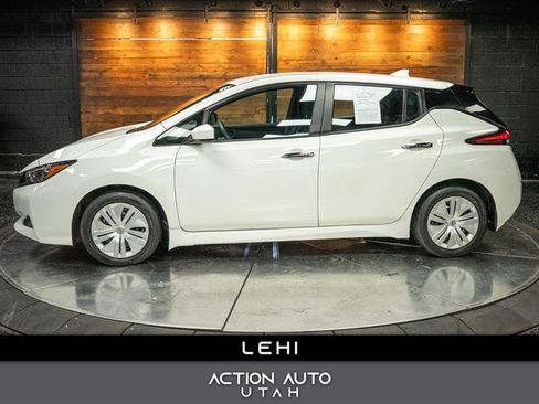 Used 2024 Nissan Leaf S image 1