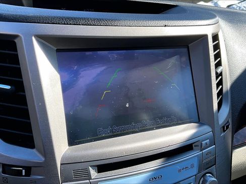 Used 2012 Subaru Outback 3.6R Limited image 27