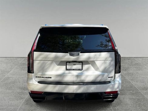 Certified 2024 Cadillac Escalade ESV Sport Platinum w/ LPO, ONYX Package image 11