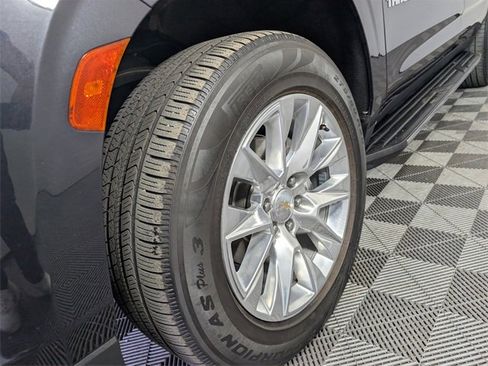 Used 2023 Chevrolet Tahoe Premier w/ Premium Package 2 image 9
