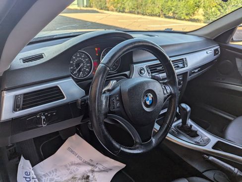 Used 2009 BMW 328i Coupe image 11