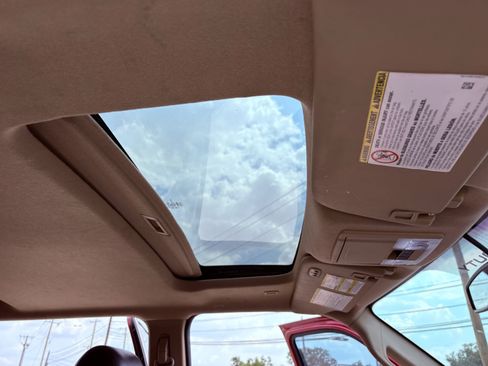 Used 2016 Ford F250 King Ranch w/ FX4 Off-Road Package image 19