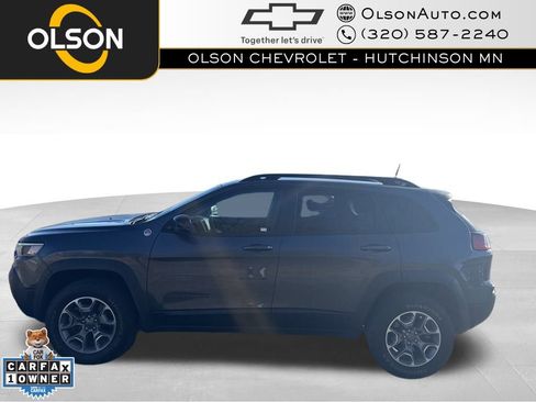 Used 2022 Jeep Cherokee Trailhawk image 2