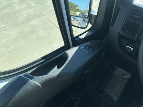 New 2026 RAM ProMaster 3500 w/ Convenience Group image 26