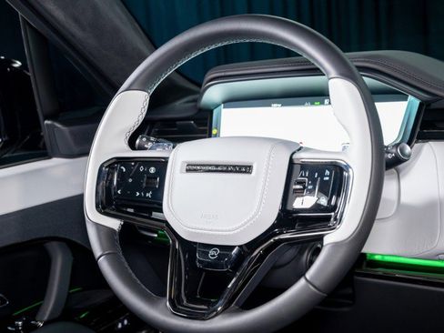 Used 2024 Land Rover Range Rover Sport SV Edition One Carbon Bronze image 15