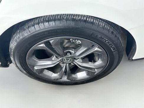 Used 2023 Honda Accord EX image 24