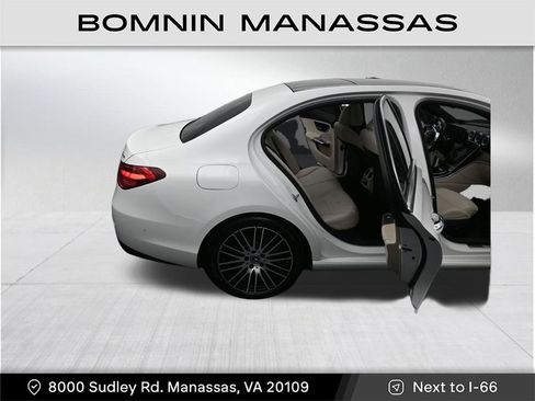 Used 2022 Mercedes-Benz C 300 4MATIC Sedan image 10