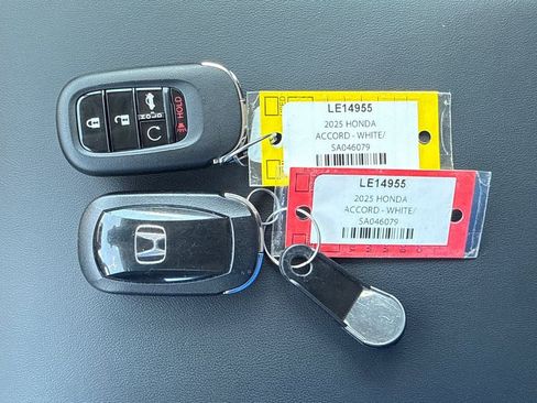Certified 2025 Honda Accord SE image 4