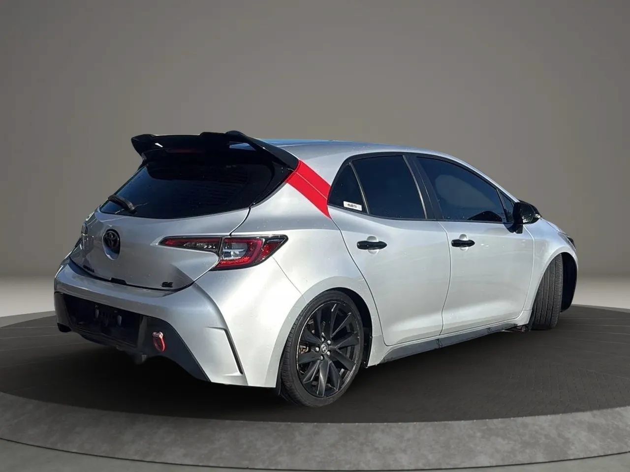 Used 2020 Toyota Corolla SE FWD image 6