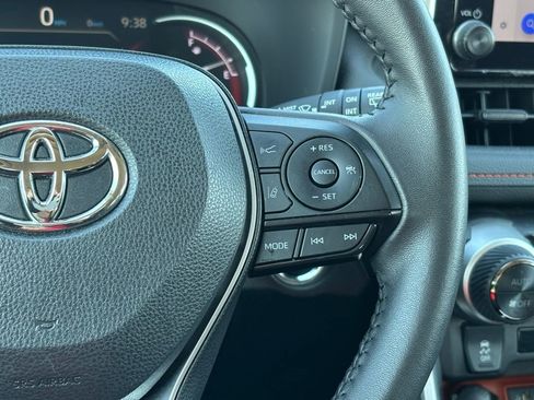 Used 2024 Toyota RAV4 Adventure image 18