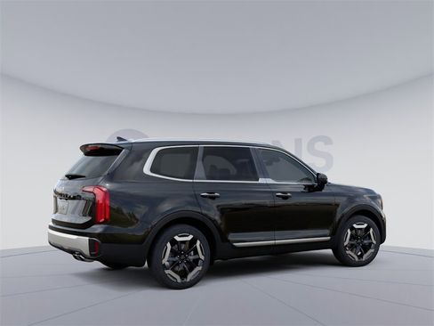 New 2025 Kia Telluride S image 8