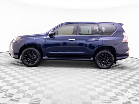 Used 2022 Lexus GX 460 Premium w/ Premium Package AWD/4WD image 2