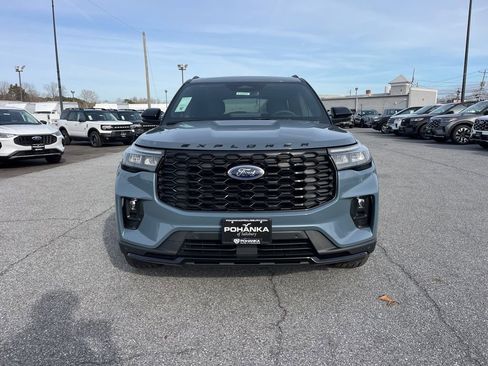 New 2026 Ford Explorer ST-Line w/ ST-Line Street Pack image 3