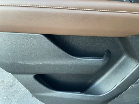 Used 2021 Chevrolet Tahoe High Country w/ Premium Package image 42