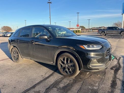 Used 2023 Honda HR-V Sport image 6