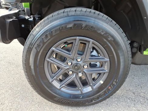 New 2026 Jeep Gladiator Sport image 10