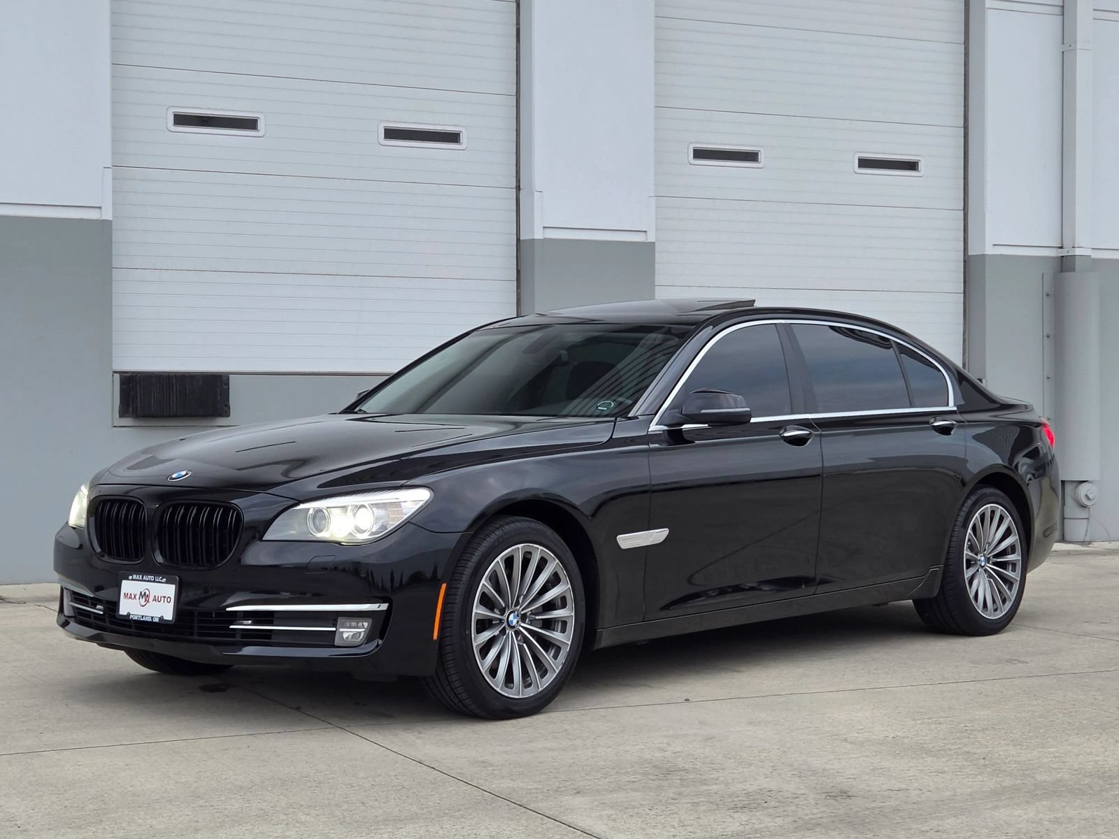 Used 2015 BMW 740Li RWD image 4