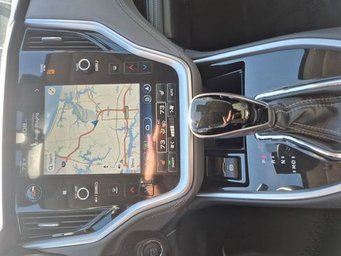 Used 2023 Subaru Outback Onyx Edition image 17