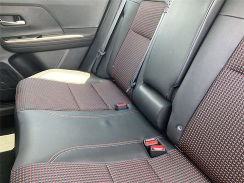 New 2025 Nissan Kicks SR image 36