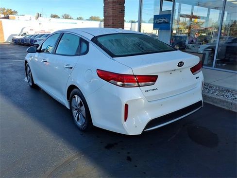 Used 2018 Kia Optima Premium w/ Convenience Package image 21