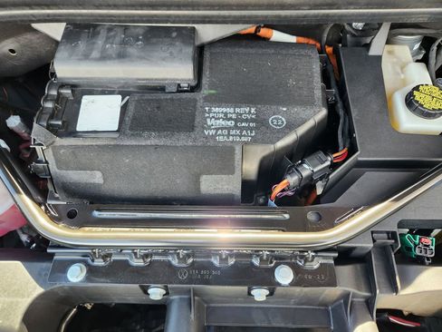 Used 2023 Volkswagen ID.4 Pro S image 19