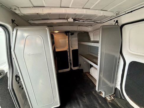 Used 2020 Nissan NV200 S image 19